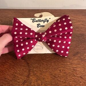 Polka Dot Bow Tie - Red and White clip on vintage